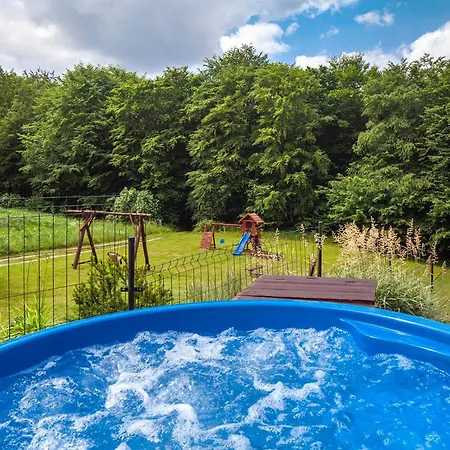 Zacisze Na Kaszubach Z Balia Z Jacuzzi Na Wylacznosc W Cenie 別荘 Brodnica Dolna